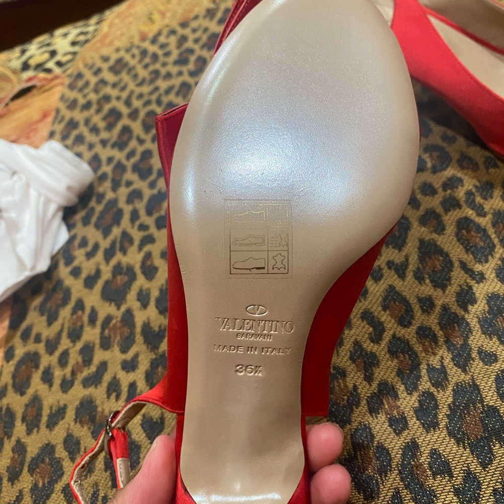 Valentino Heels ! - Image 4